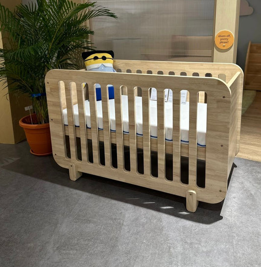 Lena Baby Cot