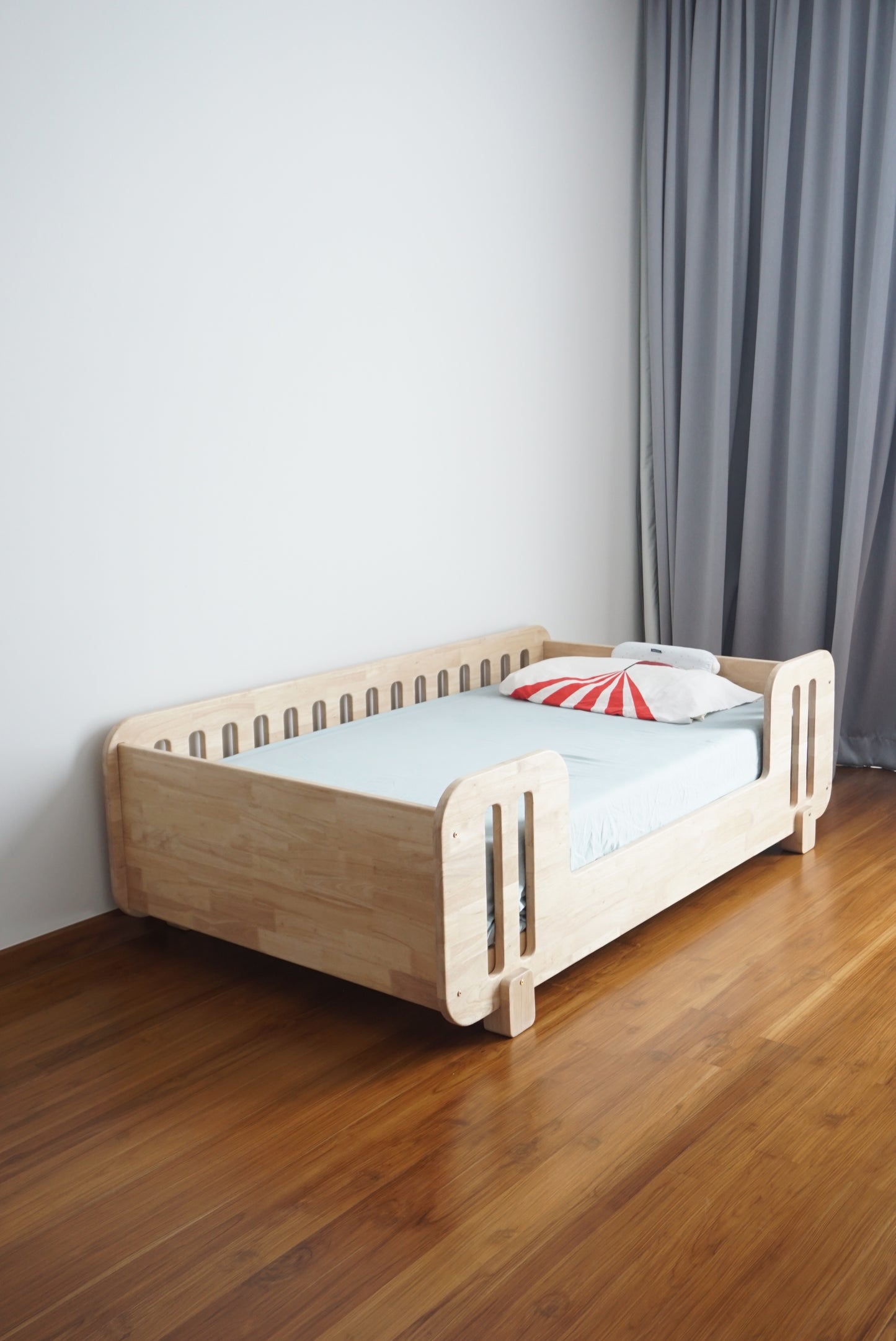 Mimbi Toddler Bed