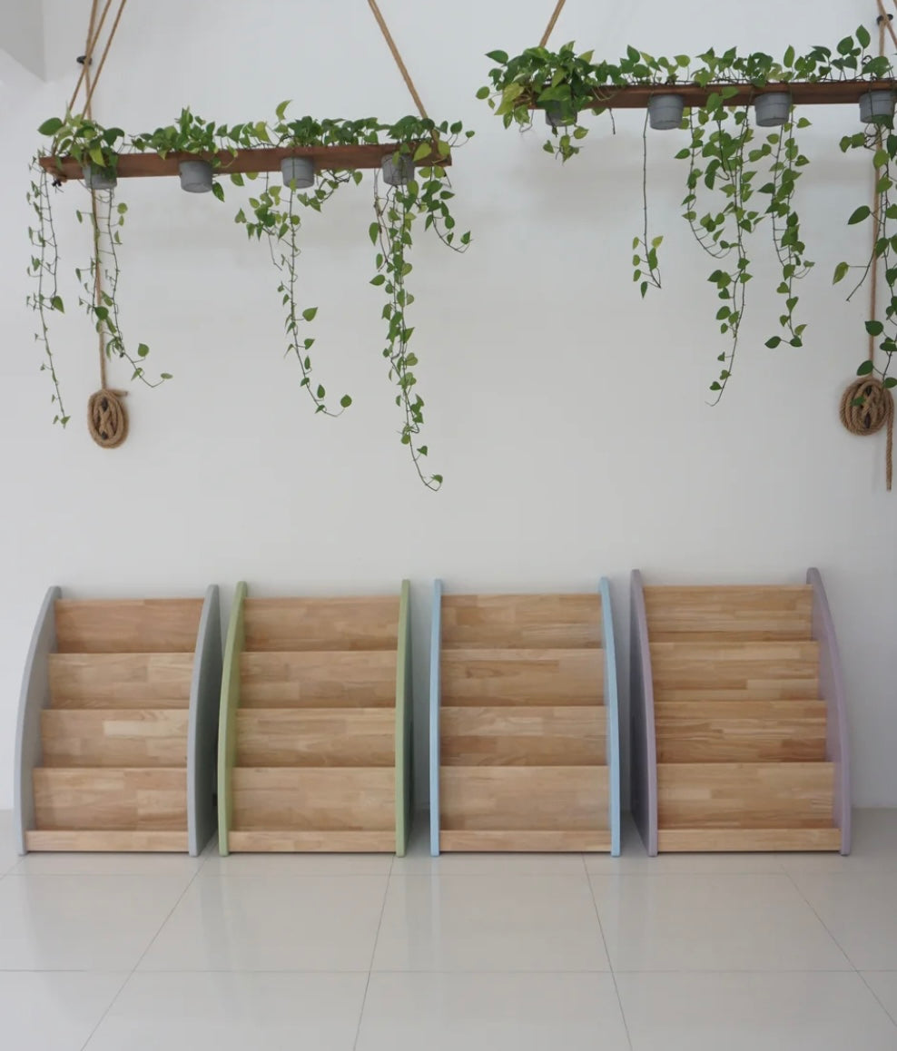 Cerita Book Shelf